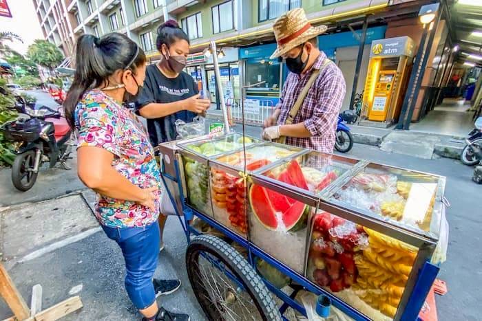「だるまさんが転んだ」アンディの日常